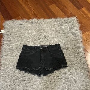 American eagle outfitters hi rise shortie black cut off lace Jean shorts size 6